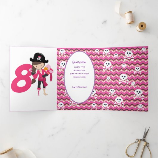 glitter piraat meisje 8e verjaardag drieluik kaart (Binnen)