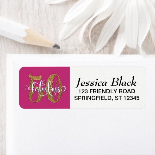 Glitter, Script 50 & Fabulous op Hot Pink Birthday Etiket (Insitu)