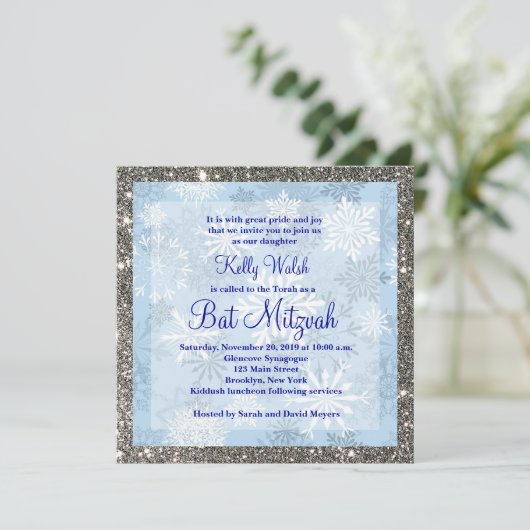 Glitter Sneeuwvlokken Winter Bat Mitzvah Uitnodigi Kaart (Staand voorkant)