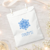 Glitter Snowflake Blue Sweet 16 Winter Wonderland Bedankzakje (Geknipt)