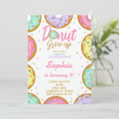 Glitter Sprinkle Donuts Verjaardag uitnodiging (Staand voorkant)
