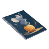 Glitterende Circus Olifant op Gouden Bal Kunst Notitieboek (Rechterzijde)