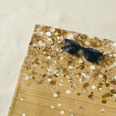 Glitterende gouden folie fancy monogram strandlaken (In situ)
