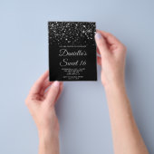 Glitterende Zwarte Sweet 16 Uitnodiging Flyer (Hand)