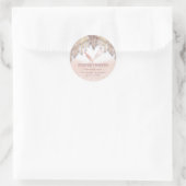 Glitterij roos gouden rolpen en whiskychefbakkersw ronde sticker (Tas)