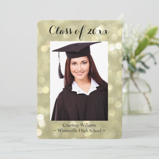 Glittery Gold Afstuderen Foto aankondiging (Staand voorkant)