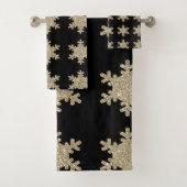 Glittery Gold Snowflakes Pattern Black Cute 2023 Bad Handdoek (Insitu)