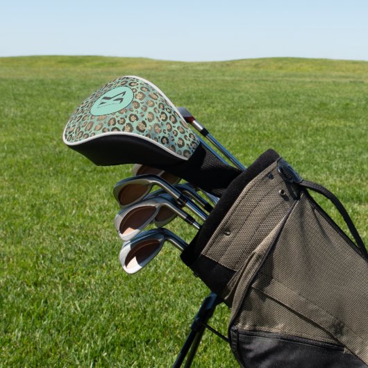 Glittery Leopard Print op Glossy Green Monogram Golfheadcover (Insitu)