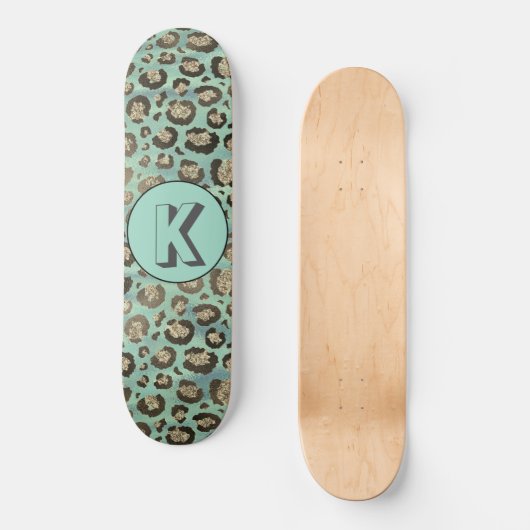 Glittery Leopard Print op Glossy Green Monogram Persoonlijk Skateboard (Voorkant)