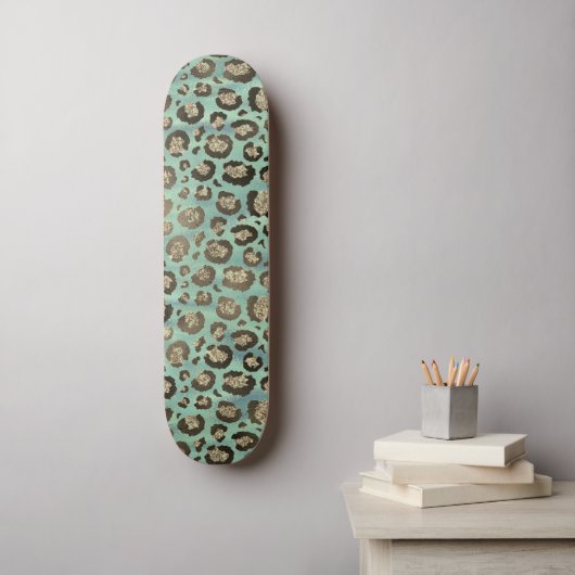 Glittery Leopard Print op Glossy Green Persoonlijk Skateboard (Muurkunst)