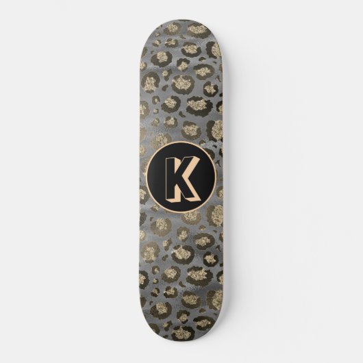 Glittery Leopard Print op Glossy Grijs Monogram Persoonlijk Skateboard (Voorkant)