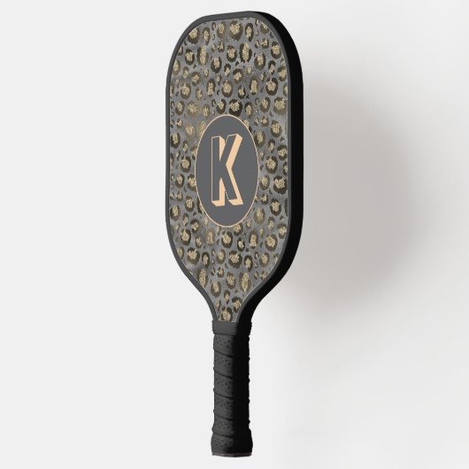 Glittery Leopard Print op Glossy Grijs Monogram Pickleball Paddle (Links)