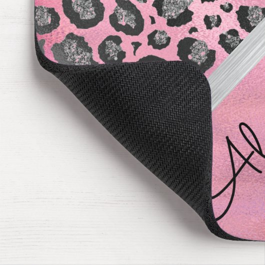 Glittery Leopard Print op Glossy Hot Pink iPad P Muismat (Hoek)