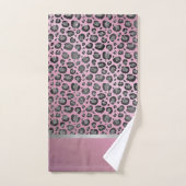 Glittery Leopard Print op roze gepersonaliseerd Bad Handdoek (Handdoek)