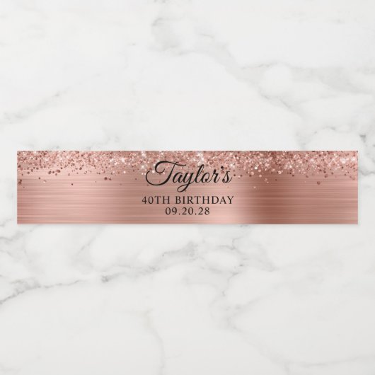 Glittery Roos Gold Foil 40th Birthday Waterfles Etiket (Enkel label)