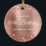 Glittery Roos Gold Foil 90th Birthday Keramisch Ornament<br><div class="desc">Creëer je eigen ornament van de 90ste verjaardag voor je moeder. U kunt de bloktekst of de kalligrafie- of lettertypestijl aanpassen. De digitale kunstachtergrond is voorzien van een faux roos gold glitter en roos gold blush ombre folie. Op de achterkant, kunt u een familiefoto toevoegen als u zou willen. Meisjes...</div>