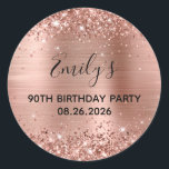 Glittery Roos Gold Foil 90th Birthday Party Ronde Sticker<br><div class="desc">Creëer je eigen 90ste verjaardagsfeestje is goed voor stickers of envelopzegels. Meisjes faux dun roos goudglitter op de boven- en onderrand, over een faux roze bruine roos gouden brute metaal folie. Pas de lettertypestijlen aan om uw eigen favoriete sticker te creëer voor haar speciale viering. De belangrijkste kleuren zijn roze,...</div>