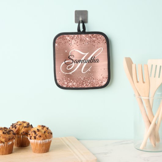 Glittery Roos Gold Foil Fancy Monogram Pannenlap (Insitu(Ophanging))