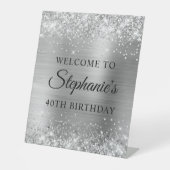 Glittery Silver Foil 40th Birthday Reclamebord Met Voetstuk (Voorkant)