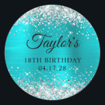 Glittery Silver Turquoise Blue Folie 18th Birthday Ronde Sticker<br><div class="desc">Creëer je eigen 18e verjaardagsfeest bevoordeelt stickers. Meisjes faux sparkly Silver Glitter op de boven- en onderrand, over een faux aqua turquoise blue brush metal style ombre folie. Pas de lettertypestijlen aan om uw eigen favoriete sticker te creëer voor haar speciale viering. Een klassieke elegante kalligrafie die met een al...</div>