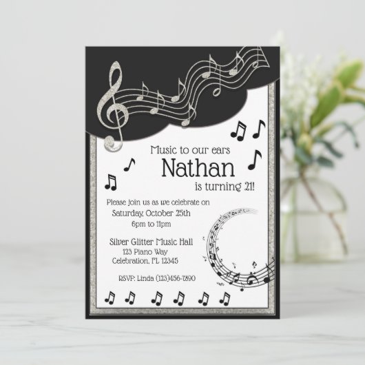Glitzy Black & White Musical Notes Birthday Kaart (Staand voorkant)