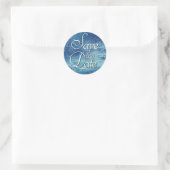 Glitzy Folie | Ice Blue Iridescent Save the Date Ronde Sticker (Tas)