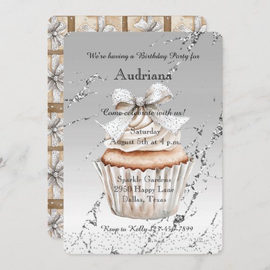 Glitzy Silver White Cupcake Bow Birthday Kaart (Voorkant / Achterkant)