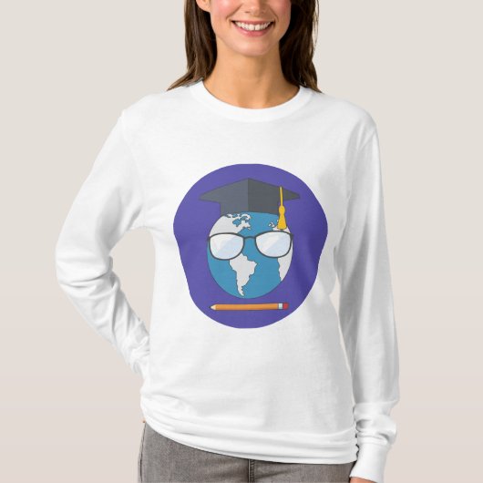 Global Education Graduation Cap Earth Smart Planet T-shirt (Voorkant)