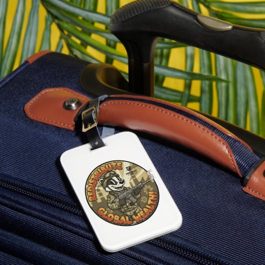 Global Wealth Badger Luggage Tag Bagagelabel (Voorkant Insitu 1)