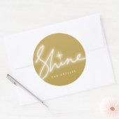 Gloed Handwrite script voor Gold Modern Holiday Ronde Sticker (Envelop)