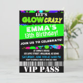 Gloed in de Donkere Neon Party VIP Pass Birthday Kaart (Staand voorkant)