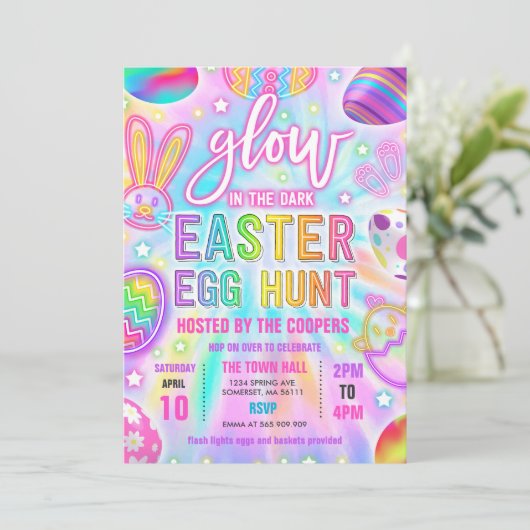 Gloed in de donkere neontijzer Paaseiershunt Kaart (Staand voorkant)