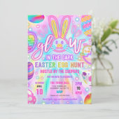 Gloed in de donkere neontijzer Paaseiershunt Kaart (Staand voorkant)