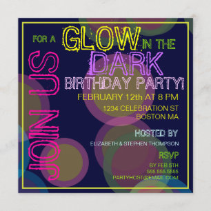 Gloed in de uitnodiging van de Dark Birthday Party