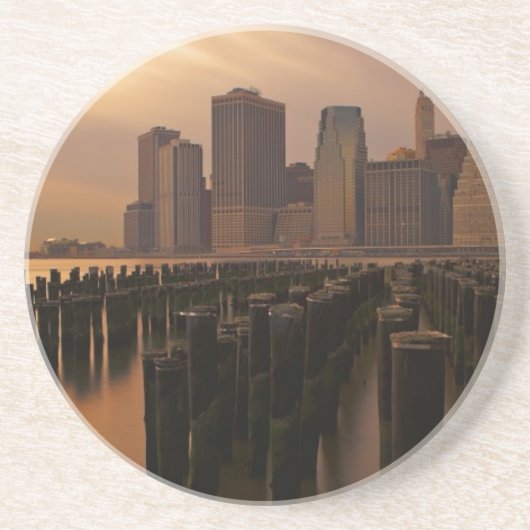 Gloed van zonsondergang tijdens de stormachie over zandsteen onderzetter (Voorkant)