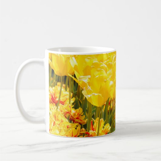 Gloeiend in de zon koffiemok (Links)