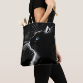 Gloeiend zwart kattenportret met blauw oog tote bag (Dichtbij)