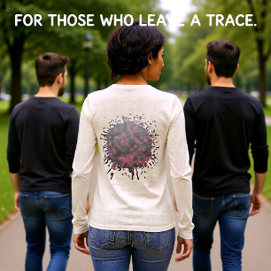 Gloeiende as in nevels Tri-Blend shirt