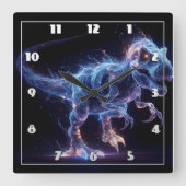 Gloeiende dinosaurus zwervend in een sterrenachter vierkante klok (Voorkant)