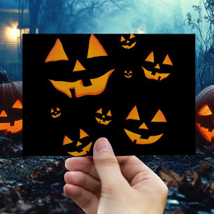 Gloeiende Jack-O-Lantern Gezichten Halloween Ontwe Briefkaart