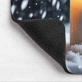 Gloeiende kaars in sneeuwvlokken muismat (Hoek)