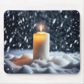 Gloeiende kaars in sneeuwvlokken muismat (Voorkant)