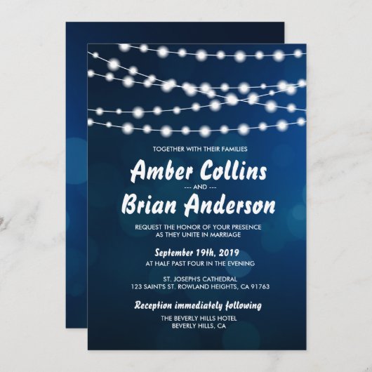 Gloeiende lichte snaren op diepblauwe bokeh bruilo kaart (Voorkant / Achterkant)