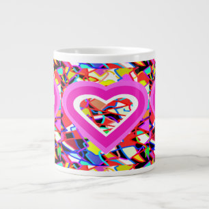 Gloeiende liefdesharten op een mozaïekpatroon grote koffiekop