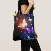 Gloeiende Nachtvlinders Tote Bag (Dichtbij)