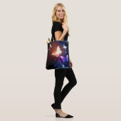 Gloeiende Nachtvlinders Tote Bag (Op model)