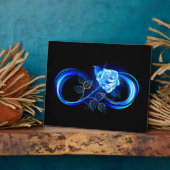 Gloeiende oneindigheid met blauwe roos fotoplaat (Zijkant)
