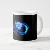 Gloeiende oneindigheid met blauwe roos grote koffiekop (Voorkant rechts)