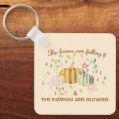 Gloeiende pompoen en herfst laat de vlakte van de  sleutelhanger (Voorkant)