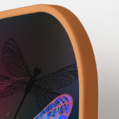 Gloeiende rode libellen pickleball paddle (Links Detail)